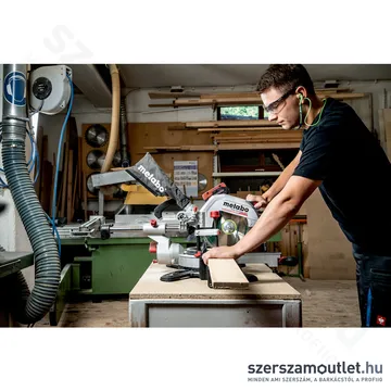 METABO KGS 18 LTX BL 254 Akkus szénkefementes gérvágó 18V (lágyindítás) (Akku és töltő nélkül)