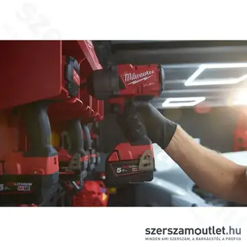 MILWAUKEE Csúszásmentes NITRIL szerelőkesztyű L/9 (50db) (4932493235)