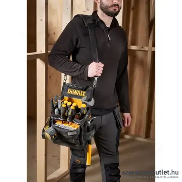 DEWALT DWST83541-1 TSTAK Szerszámos oldaltáska 240x380x240mm