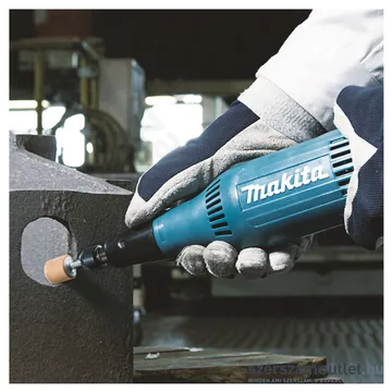 MAKITA GD0603 Egyenes csiszoló (240W/6mm)